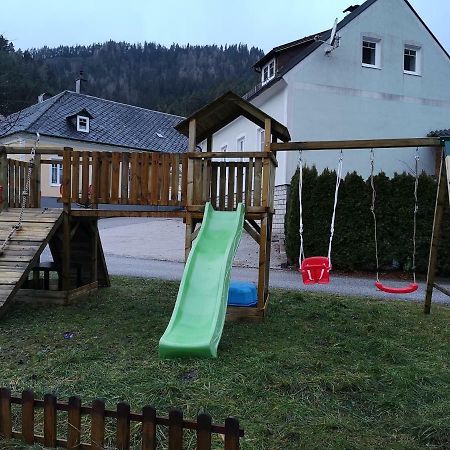 Gasthof Zum Falkenstein Schwarzau im Gebirge Exterior foto