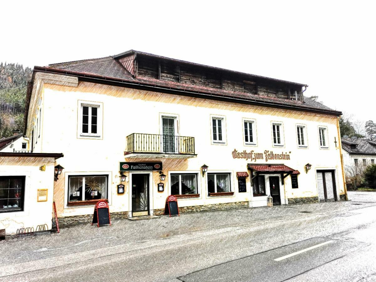 Gasthof Zum Falkenstein Schwarzau im Gebirge Exterior foto